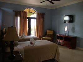 10 Bedroom Guesthouse - Montego Bay Cinnamon Hill 외부 사진